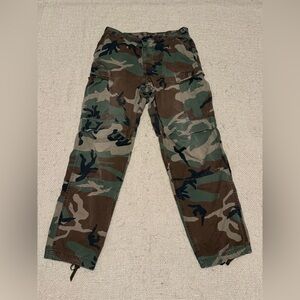 Propper Men's Green Camouflage Cargo Pants